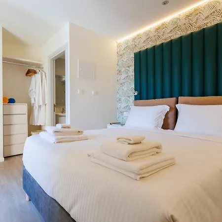 The Palm - Adults Only Апарт-отель 4*