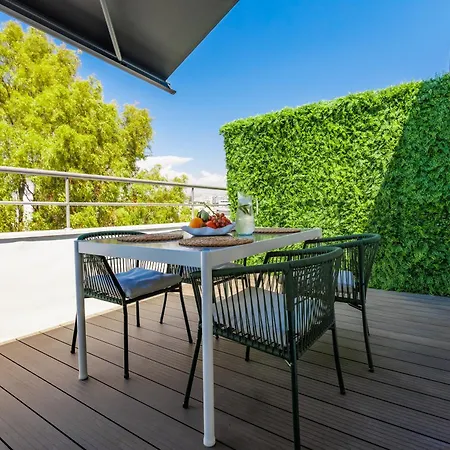 The Palm - Adults Only Апарт-отель Лимасол