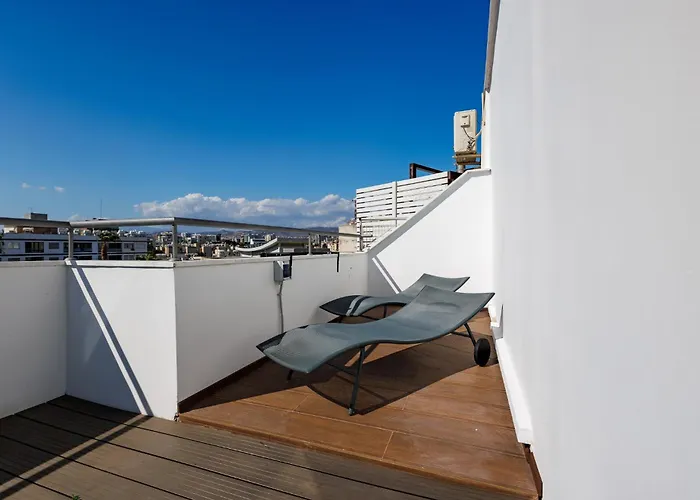 The Palm - Adults Only