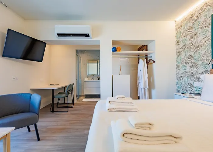 Aparthotel The Palm - Adults Only 4*