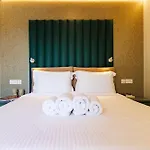 The Palm - Adults Only Aparthotel 4*