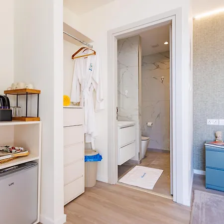 The Palm - Adults Only Aparthotel Limasol