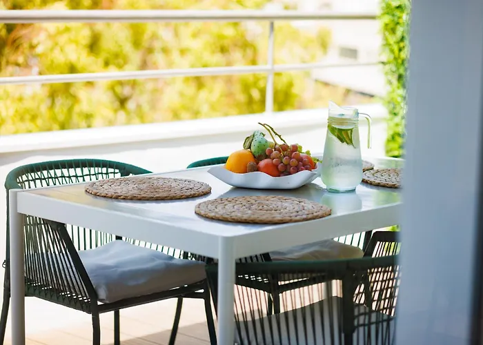 The Palm - Adults Only